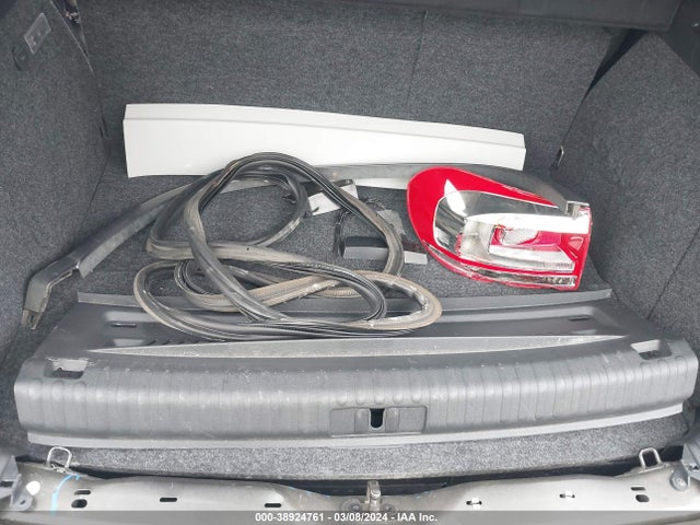 WVGBV7AX8HK010544 Volkswagen Tiguan 2.0t/2.0t S