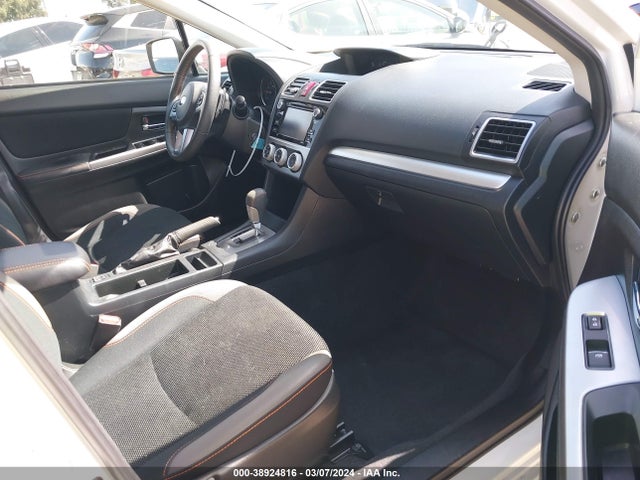 Subaru Crosstrek 2.0i Premium 2017 JF2GPABC7HH248669 Image 5