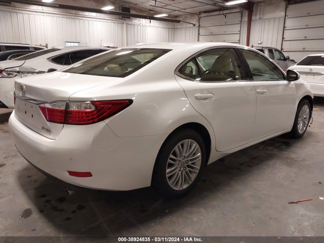 Lexus ES 350 2014 JTHBK1GG3E2143496 Image 4