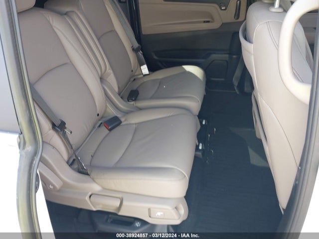 Honda Odyssey Touring 2023 5FNRL6H85PB016430 Image 8