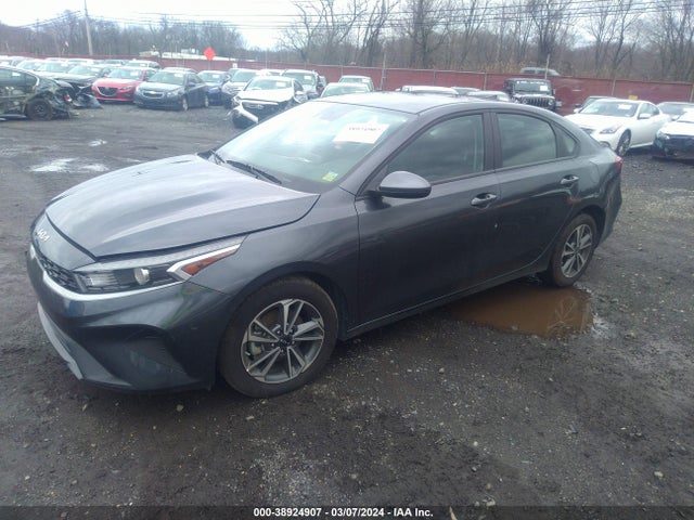 KIA Forte Lxs 2023 3KPF24AD6PE535607 Image 2