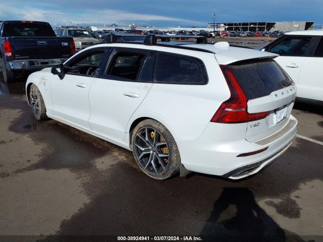 2021 VOLVO V60 RECHARGE PLUG-IN HYBRID YV1BK0EP6M1417934 Photo 2