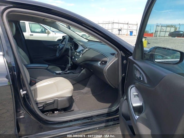 Chevrolet MALIBU LT 2019 1G1ZD5ST1KF228212 Image 5