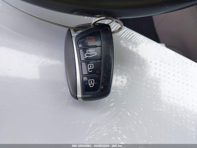 Hyundai Genesis 5.0 2015 KMHGN4JF0FU035676 Image 11
