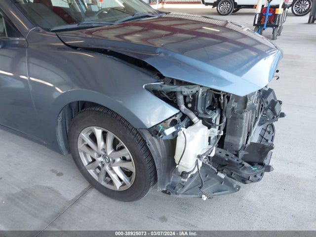 Mazda Mazda3 I Touring 2014 JM1BM1V71E1151052 Image 12