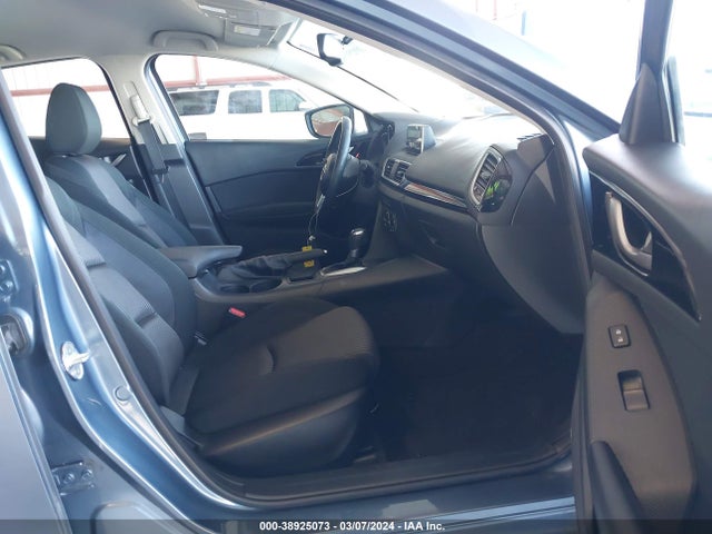 Mazda Mazda3 I Touring 2014 JM1BM1V71E1151052 Image 5