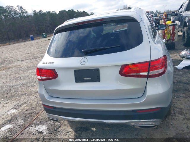 WDC0G4JB3HF137018 Mercedes-Benz GLC 300