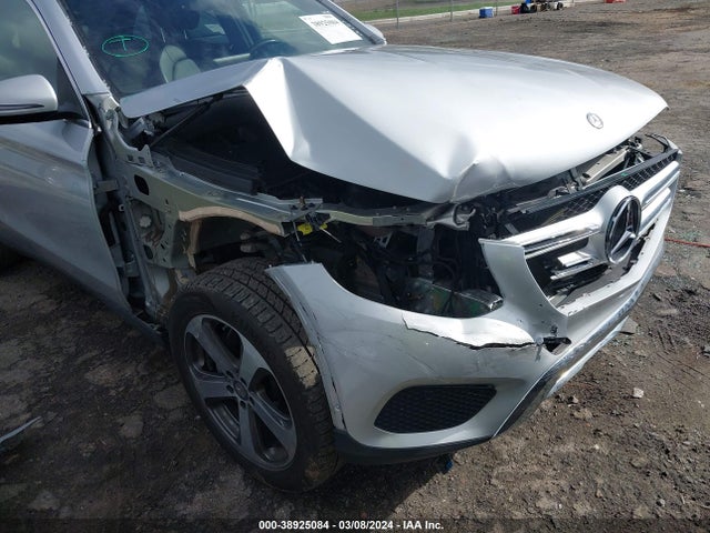 WDC0G4JB3HF137018 Mercedes-Benz GLC 300