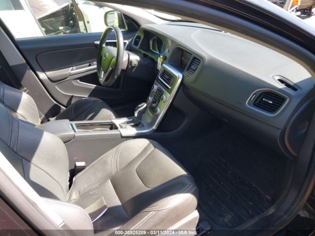 YV126MFL3J2452508 Volvo S60 T5 Dynamic