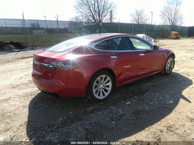 Tesla Model S 60/70/75/85 2016 5YJSA1E17GF173443 Image 4