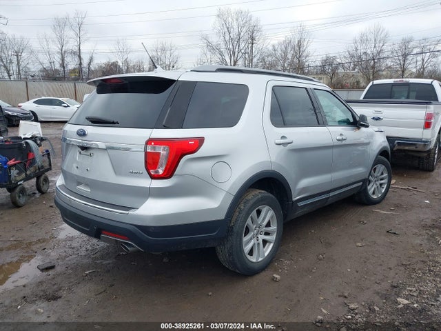Ford EXPLORER XLT 2018 1FM5K8D84JGA78445 Image 4