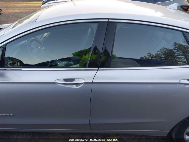3FA6P0MU5KR154439 Ford Fusion Hybrid Sel