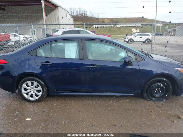 Toyota COROLLA LE 2022 5YFEPMAE7NP335319 Image 13