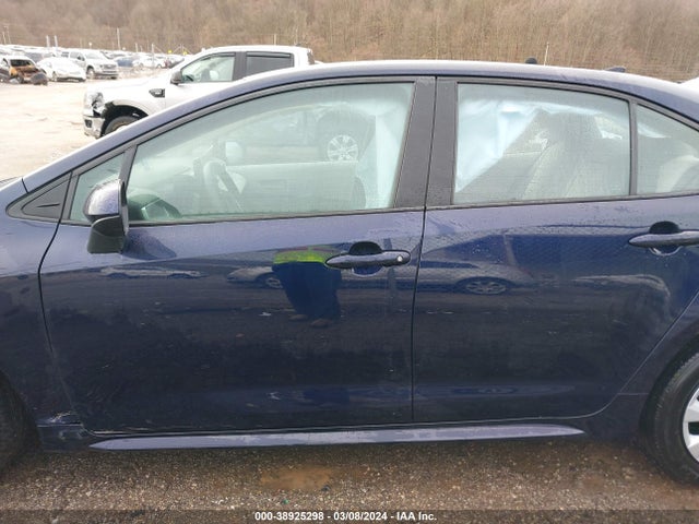 Toyota COROLLA LE 2022 5YFEPMAE7NP335319 Image 14