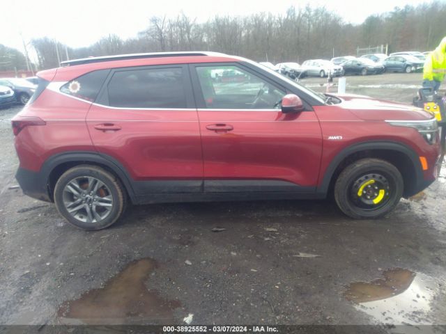 KNDEUCAA4M7041876 KIA SELTOS S