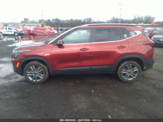 KNDEUCAA4M7041876 KIA SELTOS S