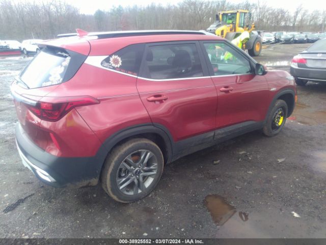 KNDEUCAA4M7041876 KIA SELTOS S