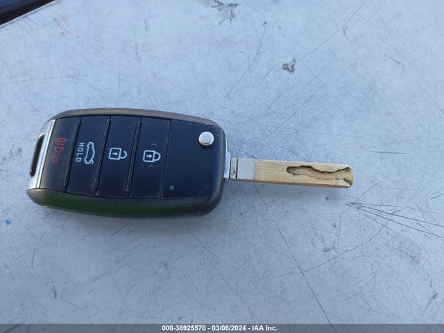 KIA Optima Lx 2016 KNAGT4L32G5102543 Image 11