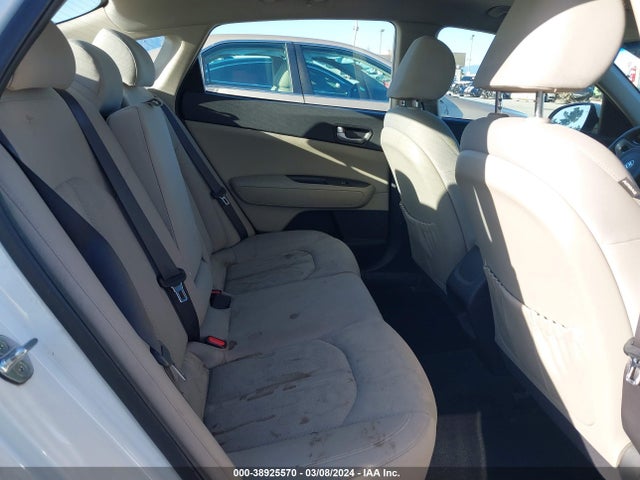KIA Optima Lx 2016 KNAGT4L32G5102543 Image 8