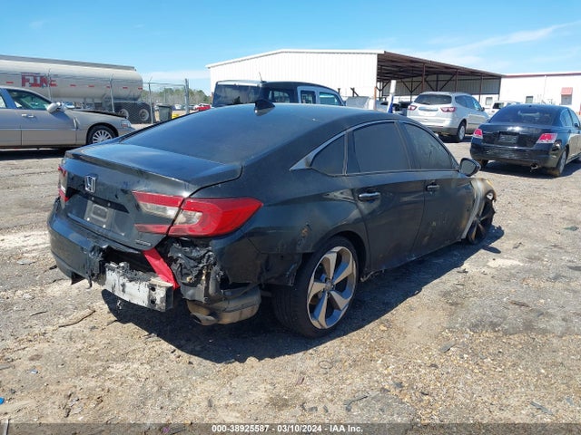 Honda Accord Touring 2018 1HGCV1F95JA099230 Image 4