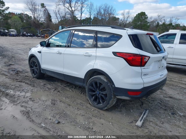 Ford ESCAPE SE 2019 1FMCU0GD8KUA07716 Image 3