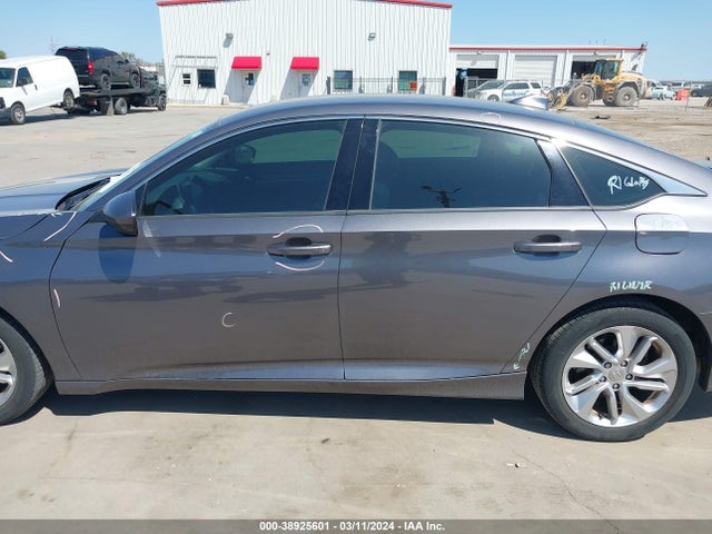 Honda ACCORD LX 2018 1HGCV1F1XJA186292 Image 14