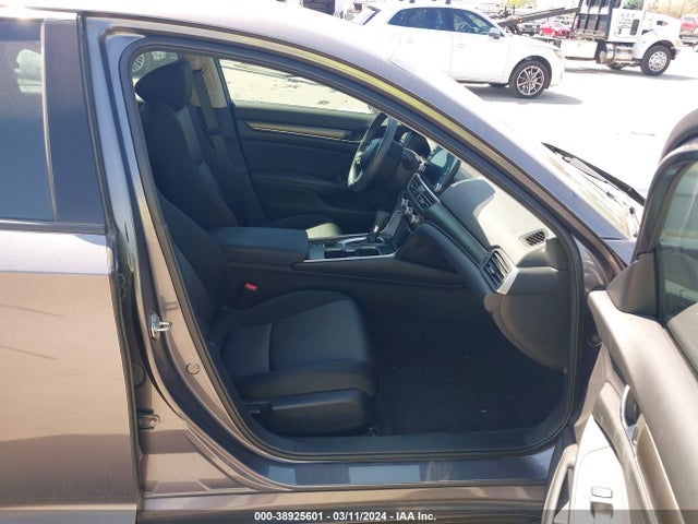 Honda ACCORD LX 2018 1HGCV1F1XJA186292 Image 5