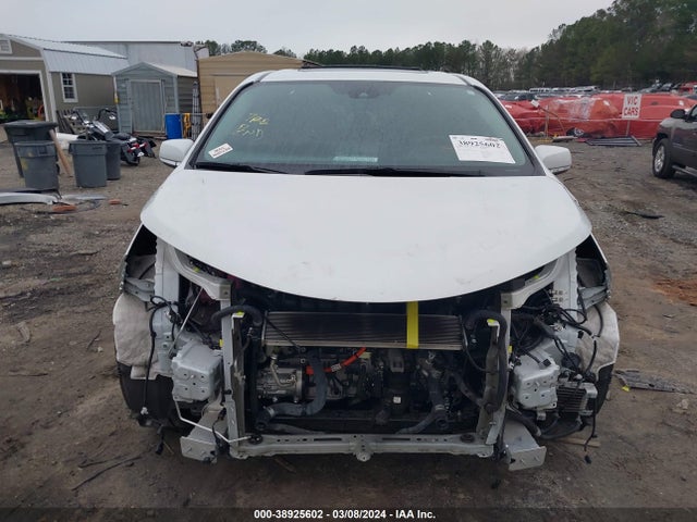 Toyota SIENNA XLE 2022 5TDYRKEC9NS091734 Image 12