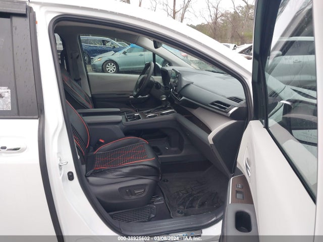 Toyota SIENNA XLE 2022 5TDYRKEC9NS091734 Image 5
