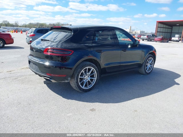 2018 PORSCHE MACAN WP1AA2A54JLB21751 Photo 3