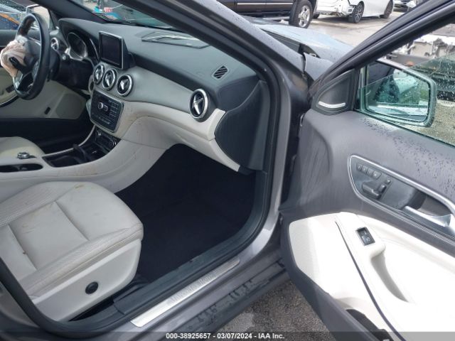 WDCTG4EBXFJ170020 Mercedes-Benz GLA 250
