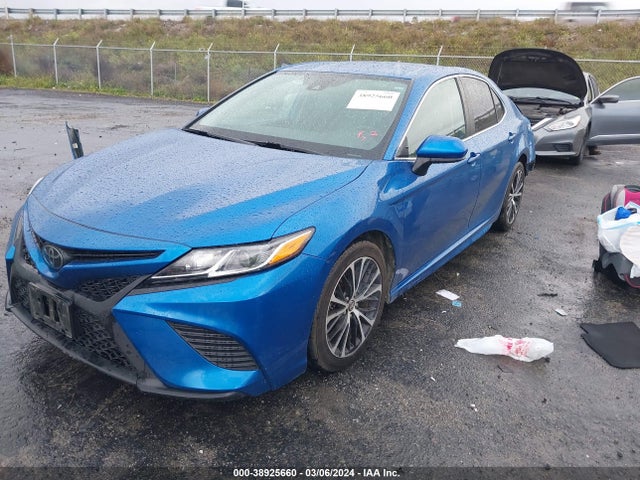 Toyota CAMRY SE 2020 4T1G11AK0LU383402 Image 2