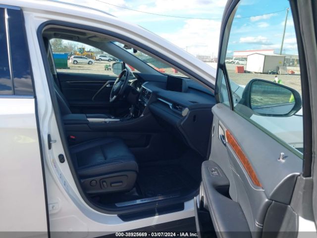 2019 LEXUS RX 2T2BGMCA2KC032131 Photo 4