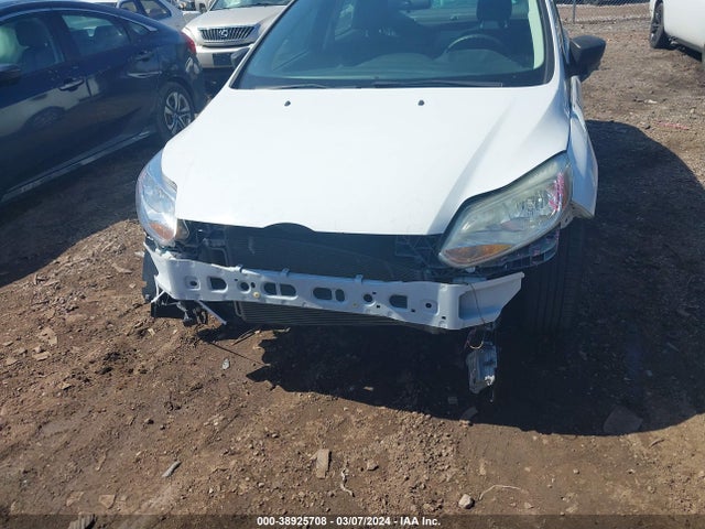 Ford FOCUS S 2014 1FADP3E20EL351141 Image 6