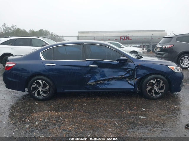 Honda ACCORD LX 2017 1HGCR2F38HA293220 Image 13
