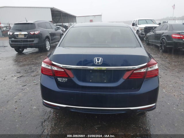 Honda ACCORD LX 2017 1HGCR2F38HA293220 Image 16