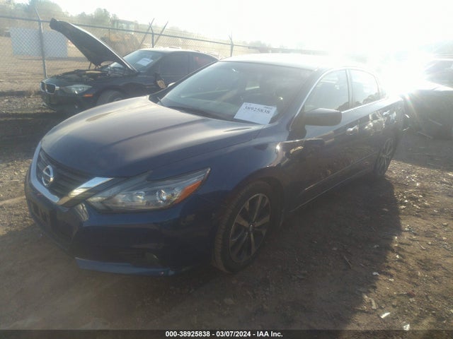 Nissan Altima 2.5 Sr 2017 1N4AL3APXHC160086 Image 2