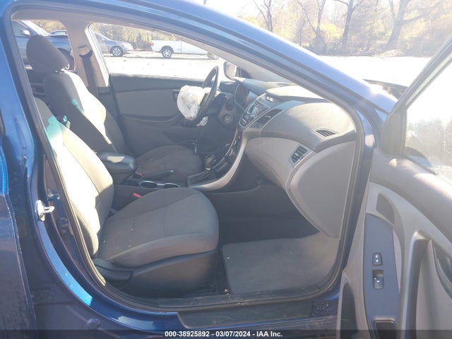 Hyundai ELANTRA SE 2016 5NPDH4AEXGH703484 Image 5