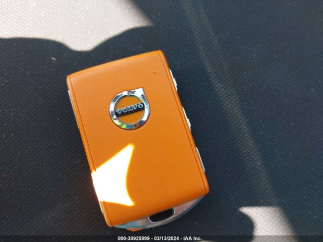 YV4L12RK1N1046557 Volvo Xc60 B5 Momentum