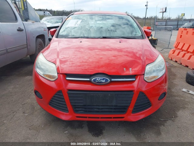 Ford FOCUS SE 2014 1FADP3K21EL334112 Image 13