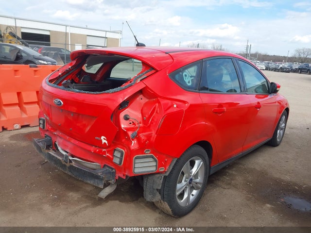 Ford FOCUS SE 2014 1FADP3K21EL334112 Image 4