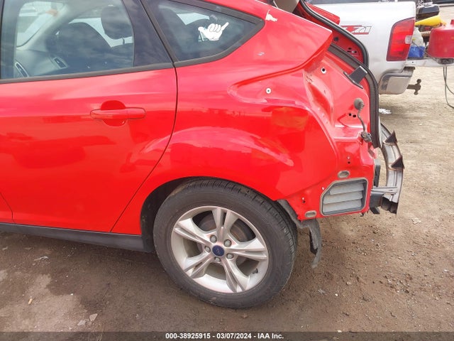 Ford FOCUS SE 2014 1FADP3K21EL334112 Image 6