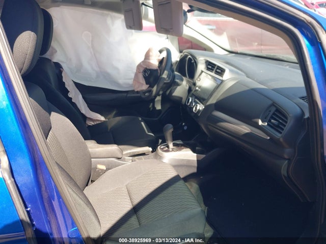 Honda FIT EX 2019 3HGGK5H8XKM715109 Image 5