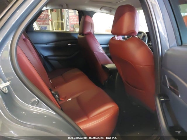 3MVDMBCL7NM418677 Mazda Cx-30 Carbon Edition