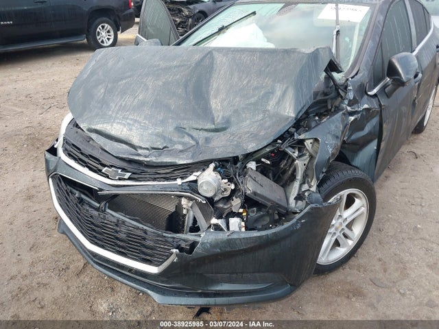 Chevrolet Cruze Lt Auto 2018 1G1BE5SM9J7226417 Image 6