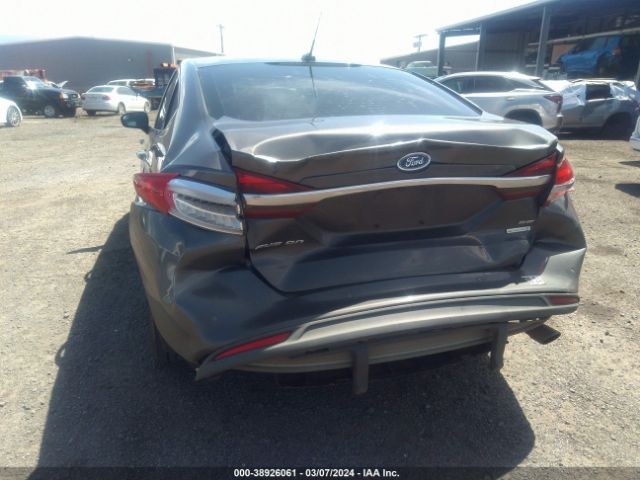 3FA6P0HD7HR248275 Ford FUSION SE