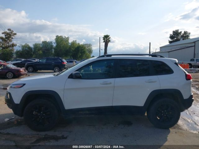 1C4PJMBS2HW618270 Jeep Cherokee Trailhawk 4x4