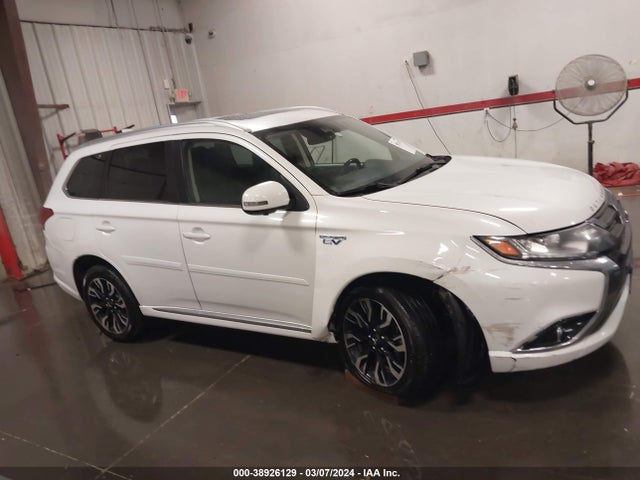 Mitsubishi Outlander Phev Gt 2018 JA4J24A55JZ055924 Image 13