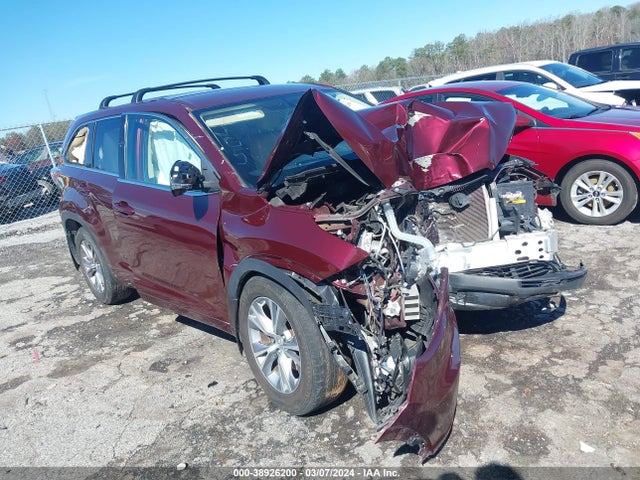 Toyota Highlander Le Plus V6 2015 5TDBKRFH4FS157105 Image 1