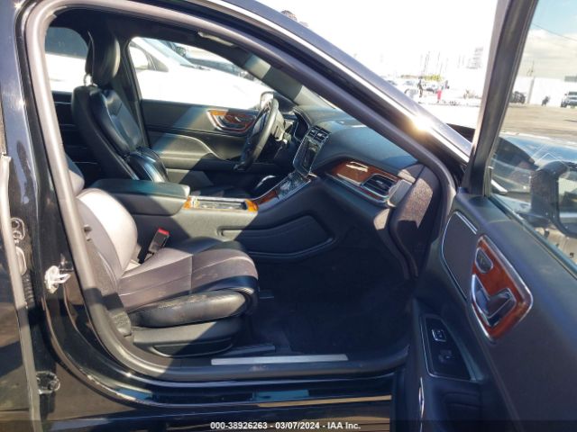 1LN6L9PK0J5603429 Lincoln Continental Premiere